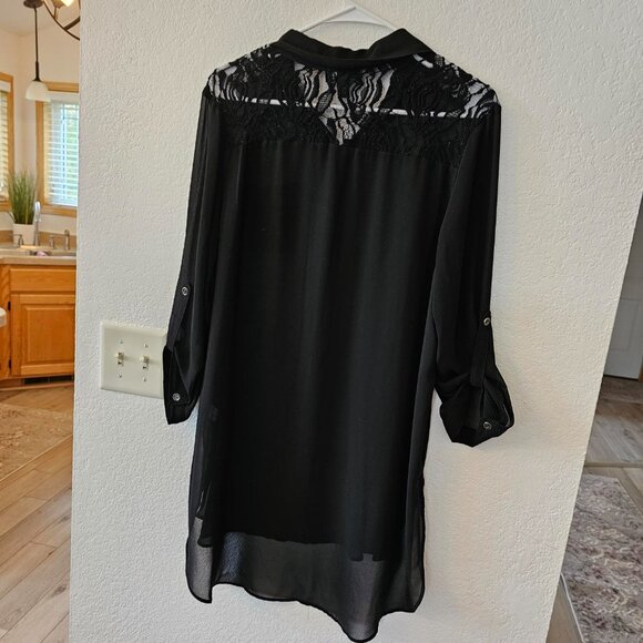 A. Byer Black Women's Size XL Button Top with Lace Detail 3/4 Sleeve - Picture 5 of 6